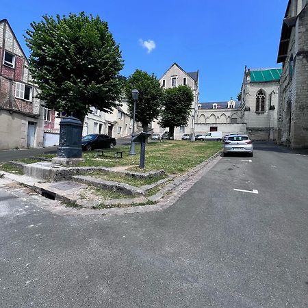 Le Jeanne, Appartement En Duplex Proche Forteresse Et Centre Ville Chinon Bagian luar foto
