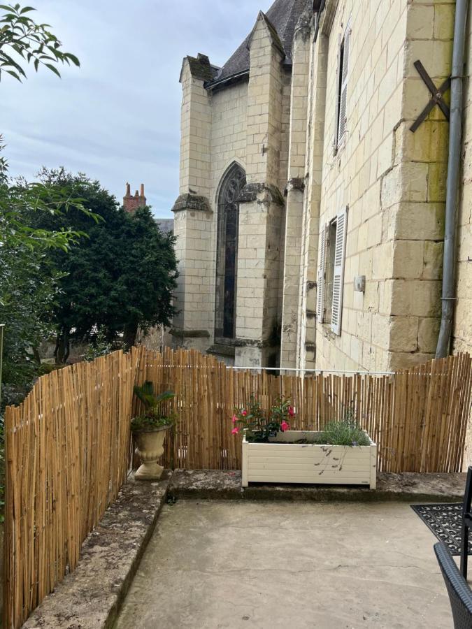 Le Jeanne, Appartement En Duplex Proche Forteresse Et Centre Ville Chinon Bagian luar foto