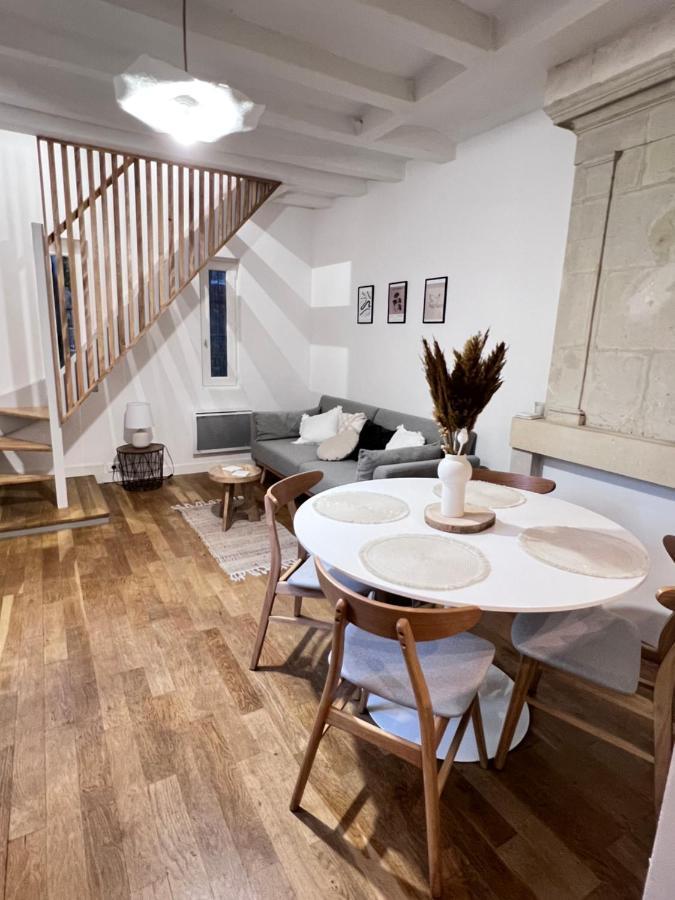 Le Jeanne, Appartement En Duplex Proche Forteresse Et Centre Ville Chinon Bagian luar foto